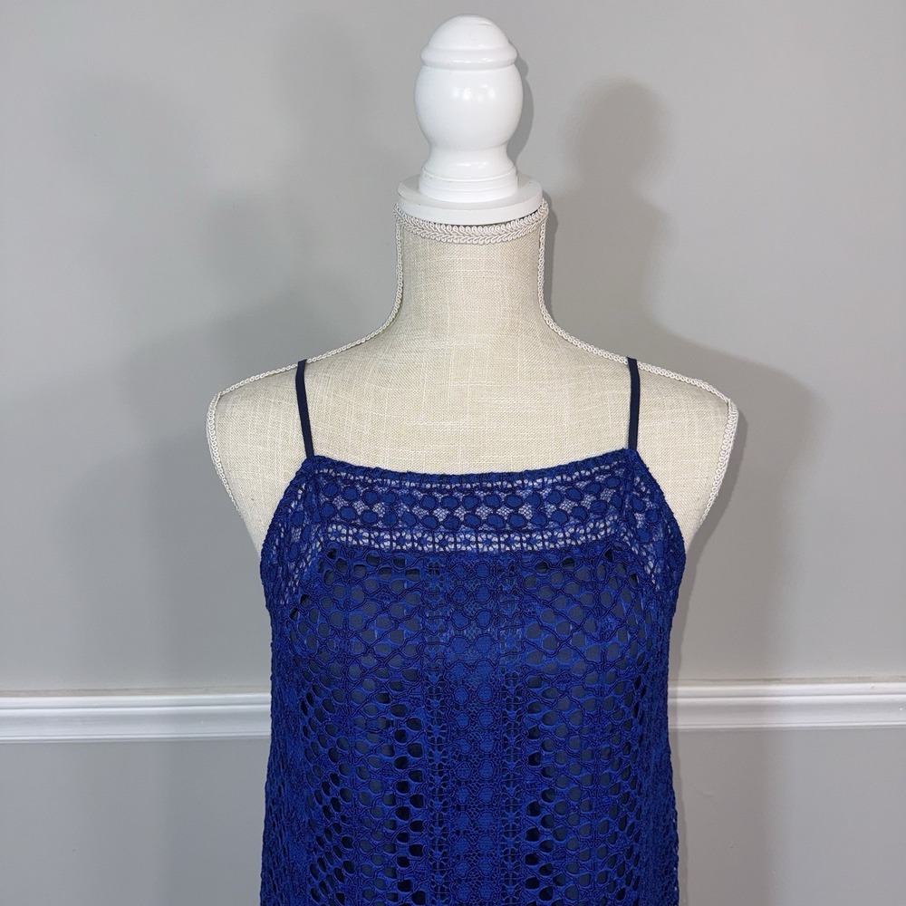 VINCE SLEEVELESS CROCHET LACE SILK LINED  MIDI DRESS SZ 4 BLUE Classy City - Picture 4 of 15